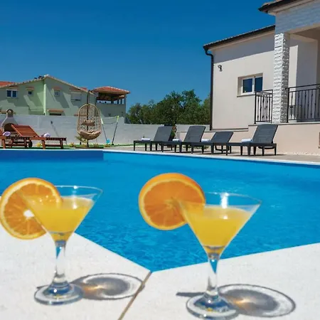 Three-bedroom Holiday In *
