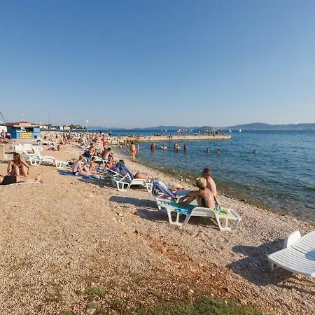 Three-bedroom Holiday In * Tinj