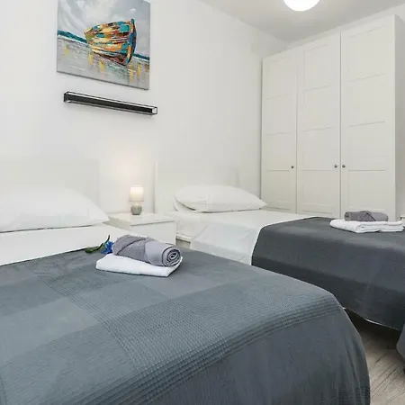 Three-bedroom Holiday In Сasa de vacaciones